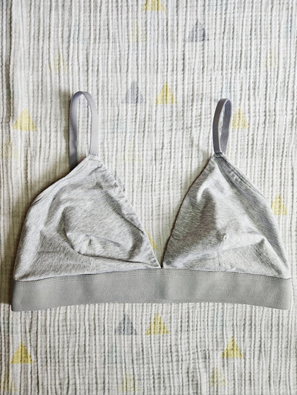 TNA Light Grey Heathered Spaghetti Strap Triangle Bralette Large